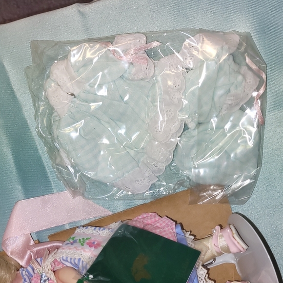 Little miss international originals- marrett Doll new with box - Picture 4 of 6